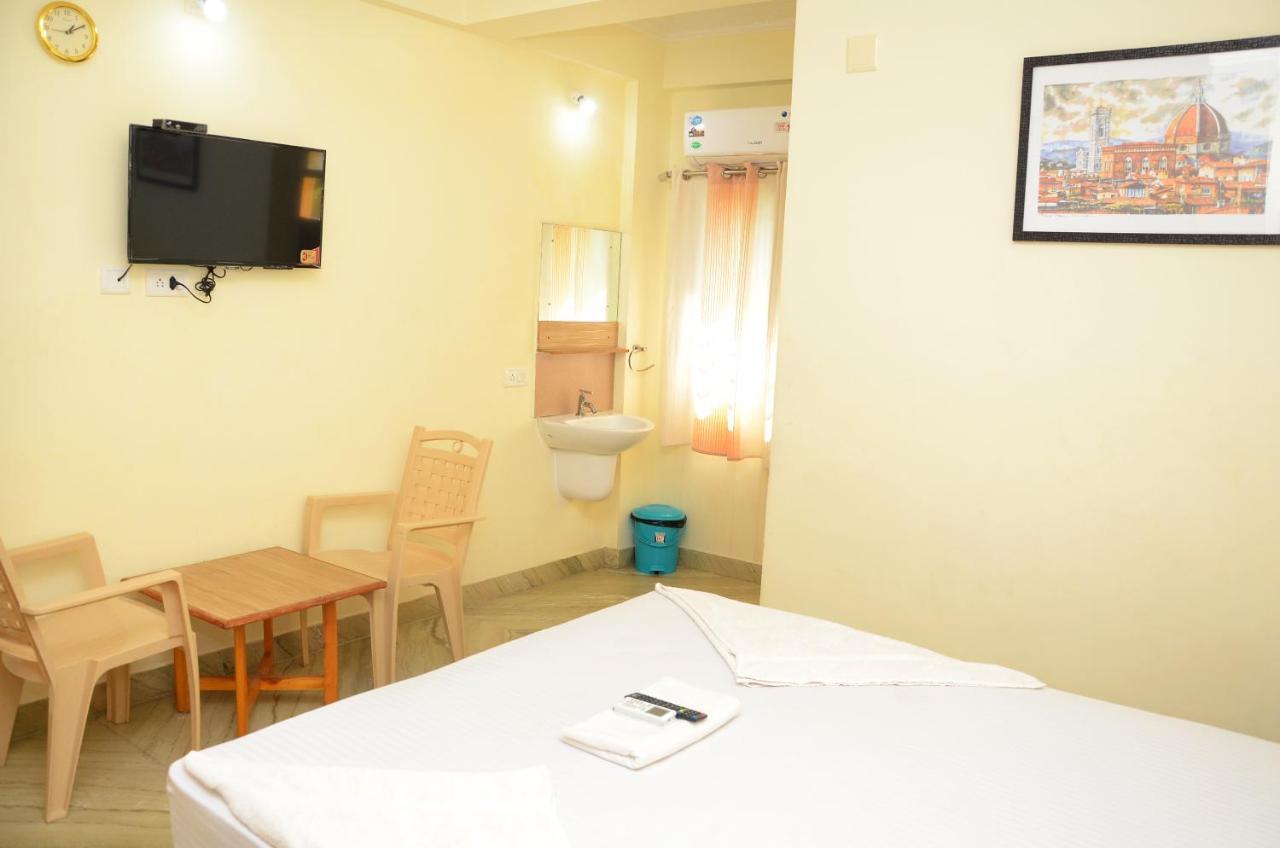 Hari Iyer Residency Hotel Tiruchchendūr Exterior foto